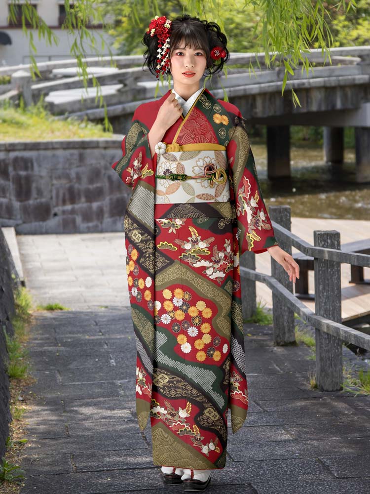 大㐂百花 桶絞り刺繍振袖