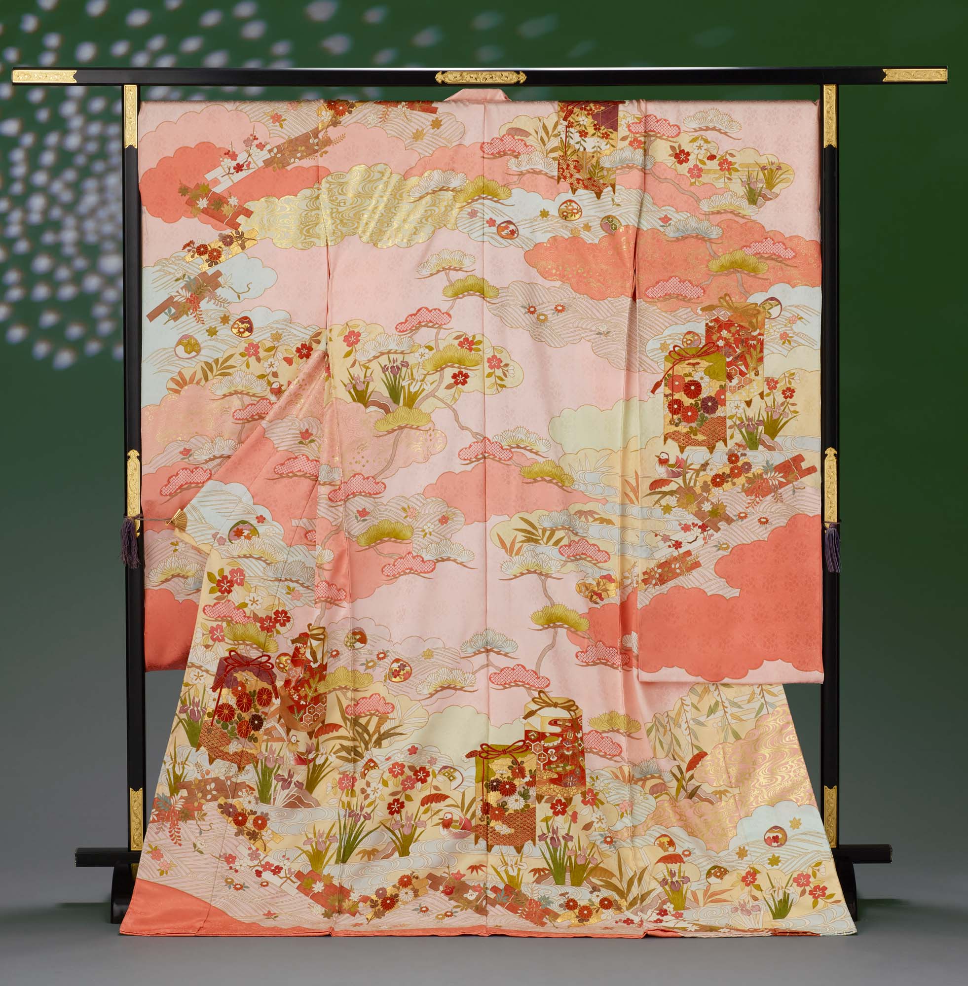 ロイヤル作家 藤井寛作 手描き京友禅振袖 『雲取瑞泉寺貝桶文様』