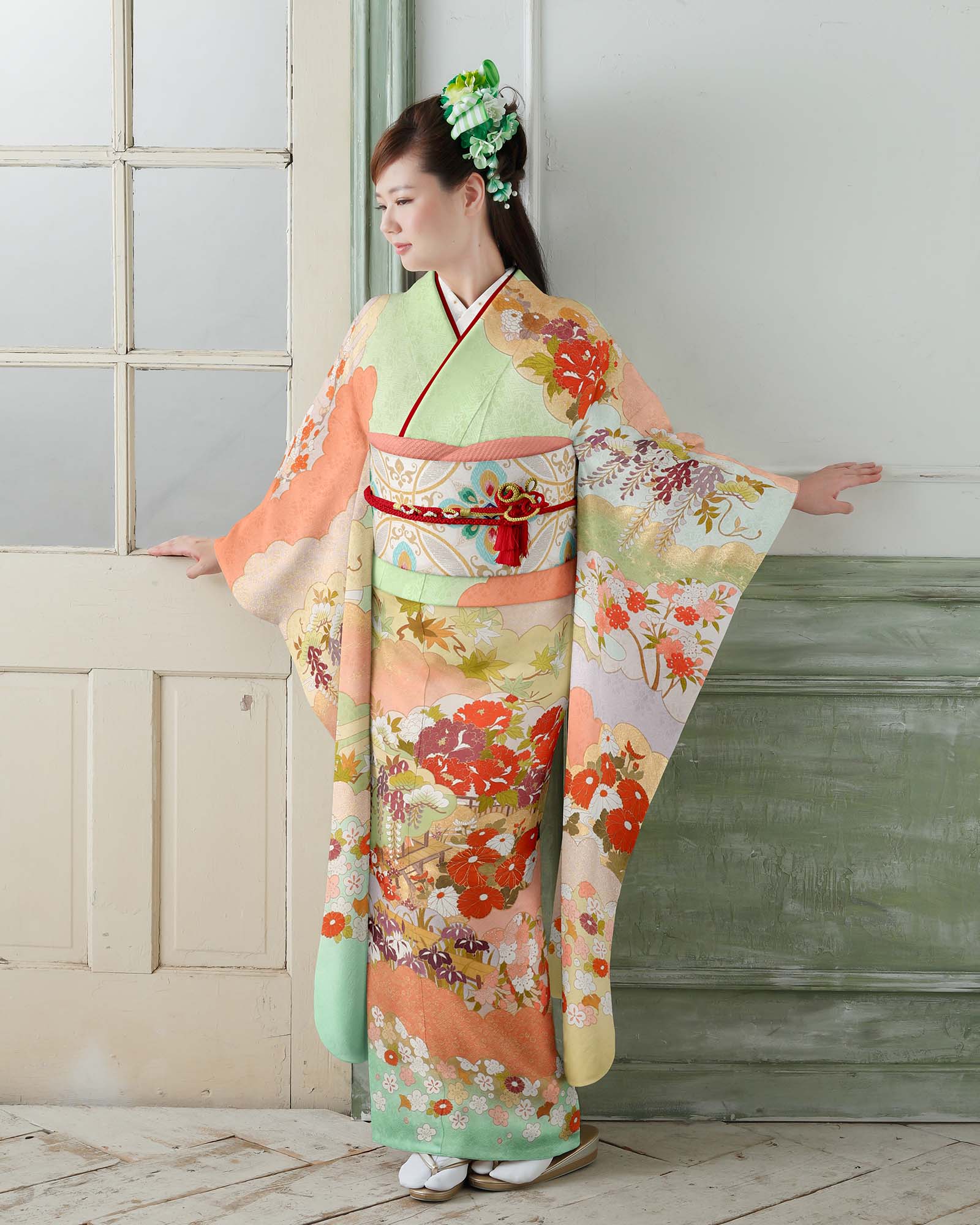 ロイヤル作家 藤井寛作 手描き京友禅振袖 『片寄せ雲取百花の図』