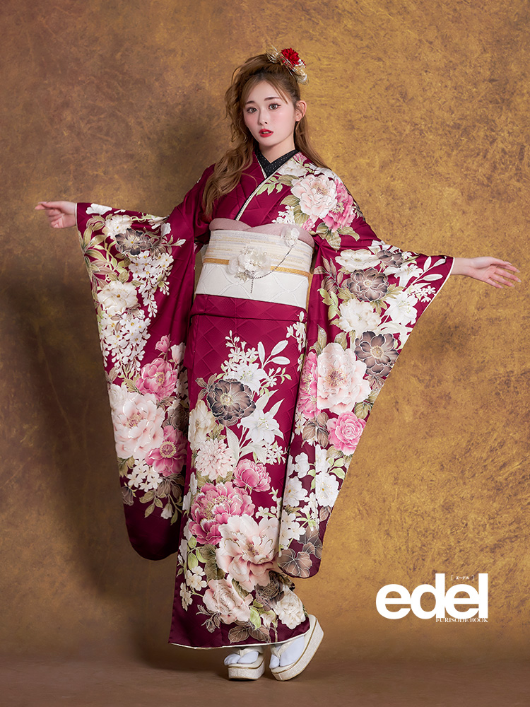 edel ゆうちゃみさん着用の、艶やかな深紅と豪華牡丹で魅せる大人可愛い振袖。