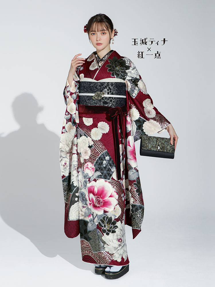 玉城ティナ✕紅一点 振袖