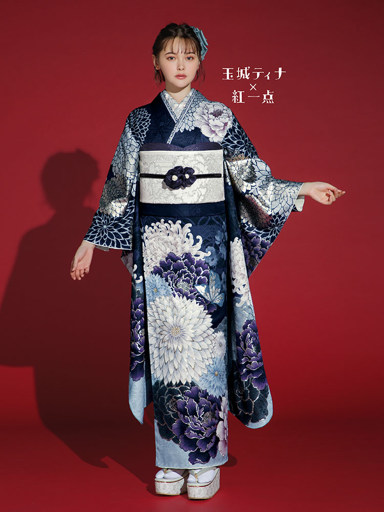 玉城ティナ✕紅一点 振袖