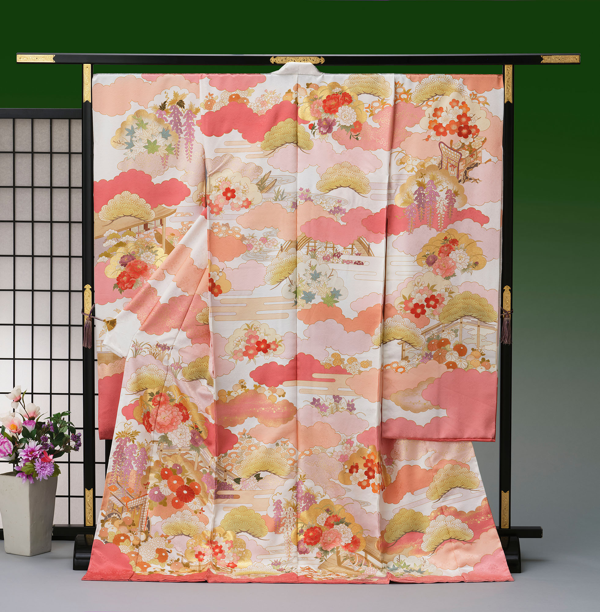 ロイヤル作家 藤井寛作 手描き京友禅振袖 『王朝四季に松百花』